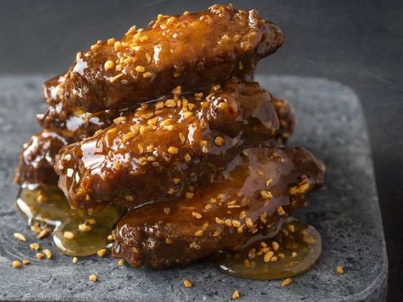A25Honey Garlic Chicken Wings A25蒜香蜜糖手羽
